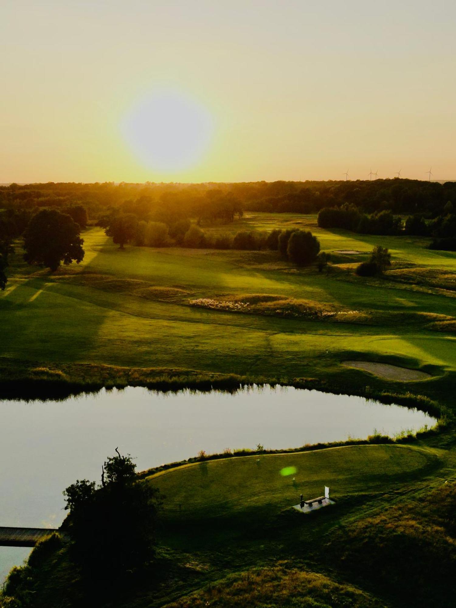 Schloss Golf & Hotel