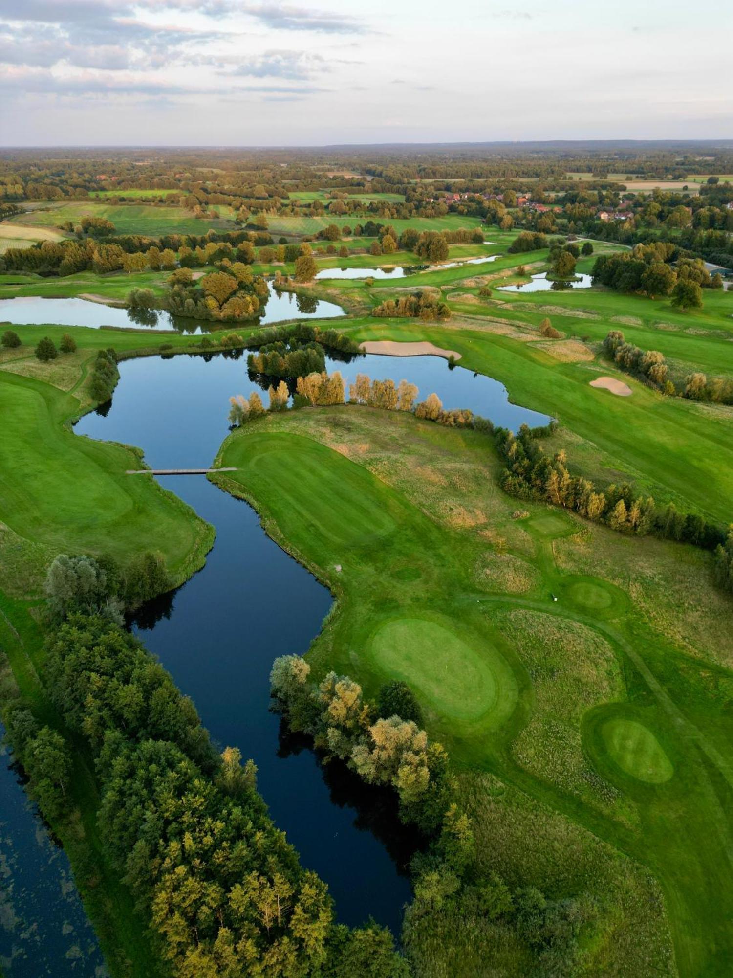 Schloss Golf & Hotel 4*